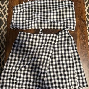 Black and White Checkered Set
